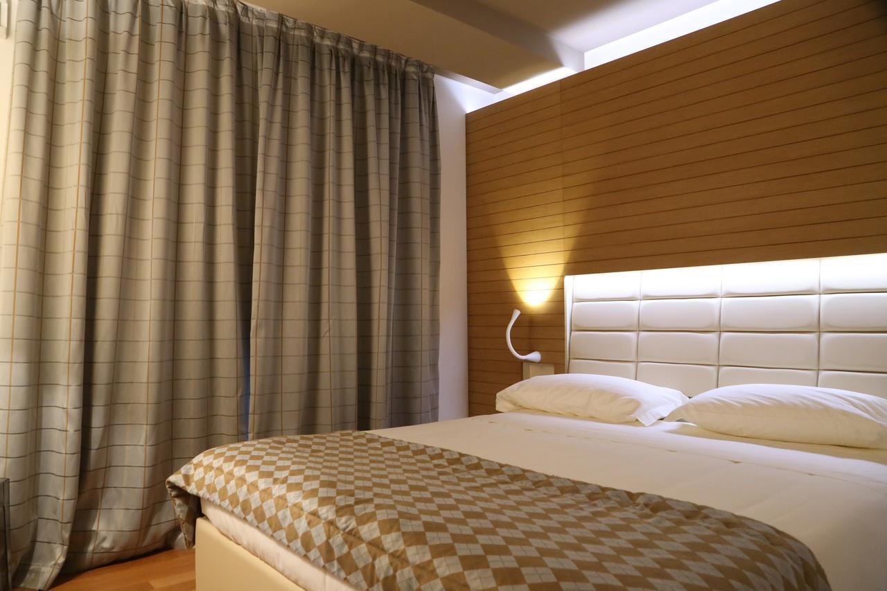 רוקה די מצו Grand Chalet Delle Rocche מראה חיצוני תמונה